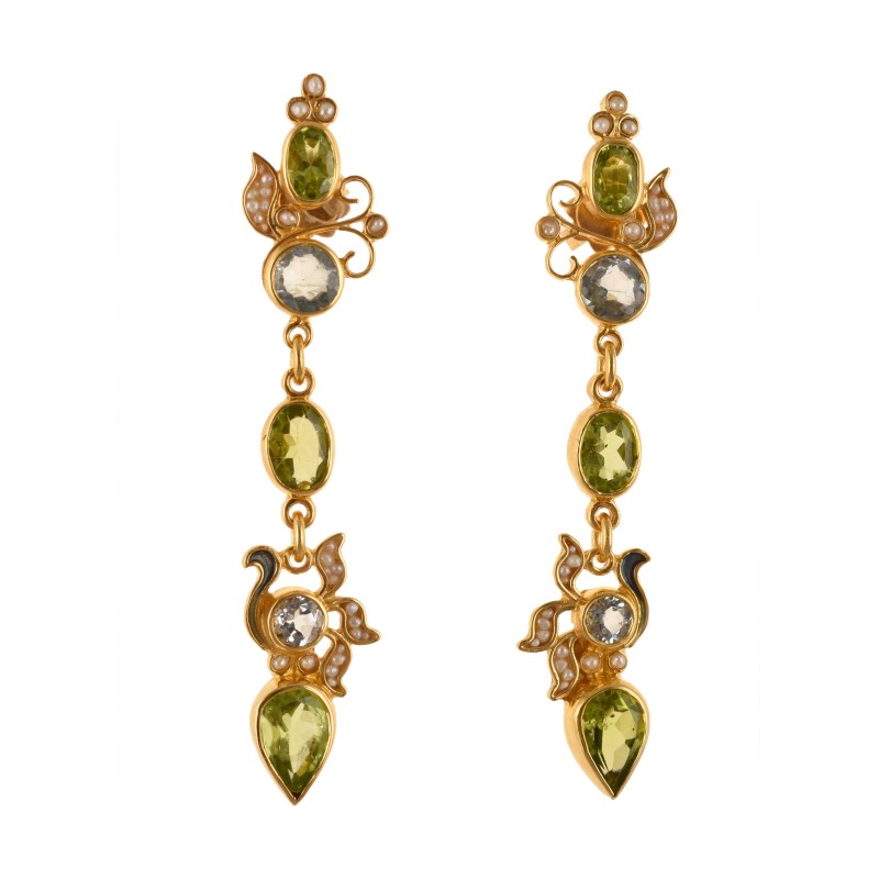 Floral earrings , handmade in Italy by Percossi Papi with natural stones