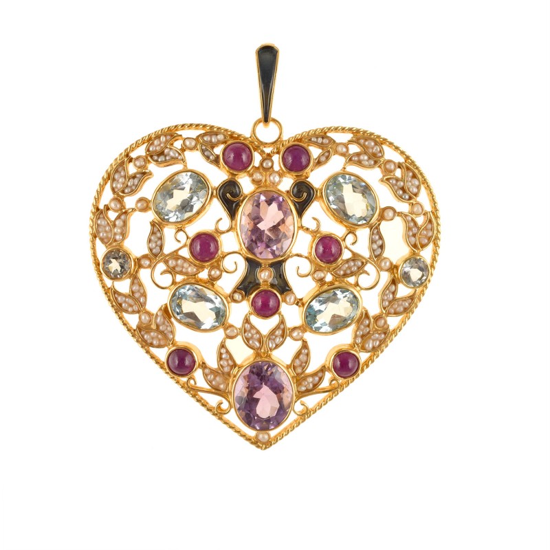 Heart pendant